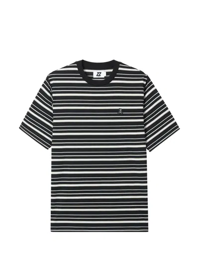 Izzue Striped Bear-detail T-shirt In Black