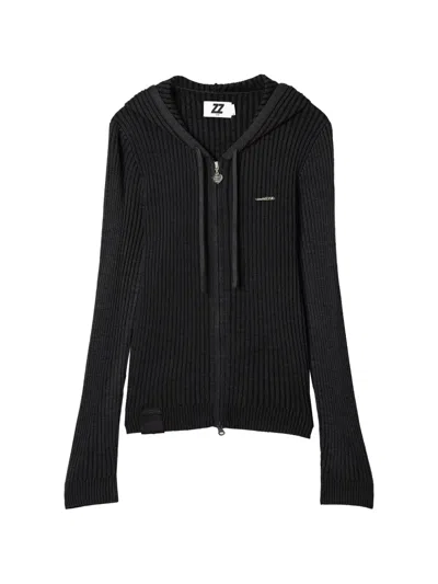 Izzue Zip Hoodie In Black