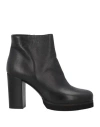J D Julie Dee Woman Ankle Boots Black Size 5 Leather In Black