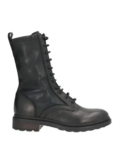 J D Julie Dee Woman Ankle Boots Black Size 8 Leather