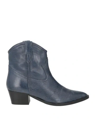 J D Julie Dee Woman Ankle Boots Navy Size 8 Leather In Black
