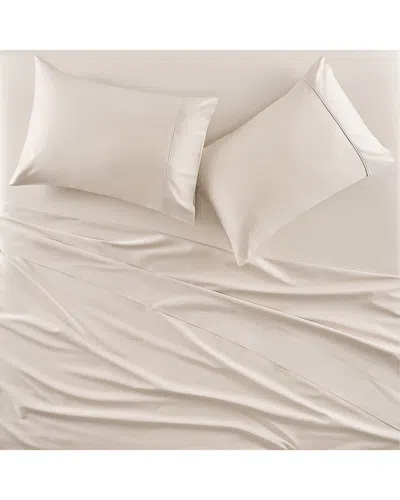 J QUEEN NEW YORK J. QUEEN NEW YORK 300 THREAD COUNT PREMIER SATEEN 4PC SHEET SET