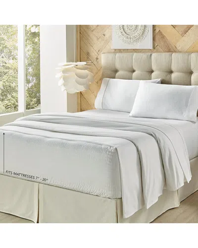 J QUEEN NEW YORK J. QUEEN NEW YORK 300 THREAD COUNT ROYAL FIT SHEET SET