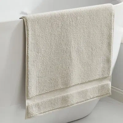 J Queen New York Belmore - Bath Mat Cotton Bath Rug In Ivory