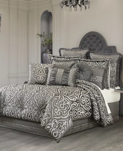 J Queen New York Bolero 4-pc. Comforter Set, Queen In Silver