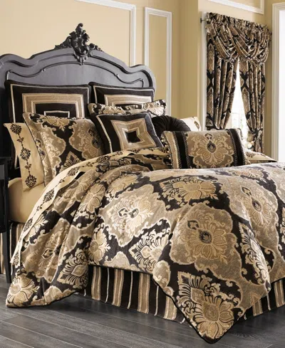 J Queen New York Bradshaw 4-pc. Comforter Set, Queen In Black
