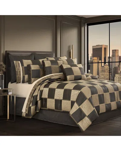 J QUEEN NEW YORK J. QUEEN NEW YORK BRANDO COMFORTER SET