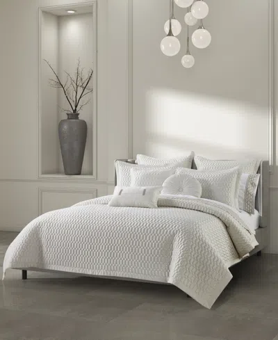 J Queen New York Brilliance 3-pc. Quilt Set, Full/queen In Ivory