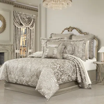 J Queen New York Brunello 4pc. Comforter Set Flax