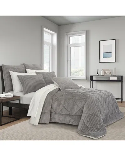 J QUEEN NEW YORK J. QUEEN NEW YORK EVERETT COMFORTER SET