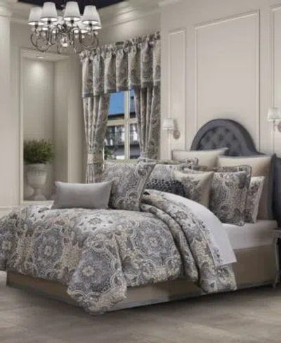 J Queen New York Legend Comforter Sets In Powder Blue
