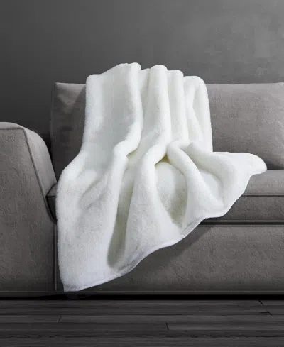 J Queen New York Ludlow Throw, 50" X 70" In White