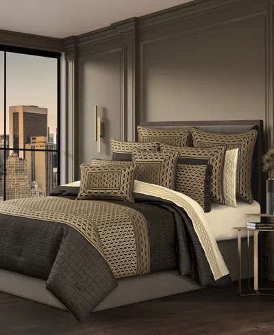 J Queen New York Metropolitan 3-pc. Comforter Set, King/california King In Brown