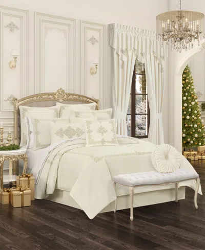 J Queen New York Noelle 3pc. Duvet Cover Set, King/california King In Winter White