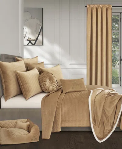 J Queen New York Townsend 3pc. Quilt Set, King/california King In Gold