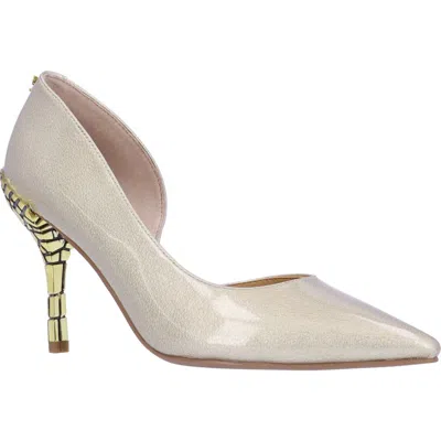 J. Reneé Jeannie Pump In Taupe