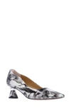 J. Reneé Lysandra Pump In Black/ White