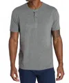 Jachs New York Stretch Poly Viscose Short Sleeve Henley Tee In Grey In Gray