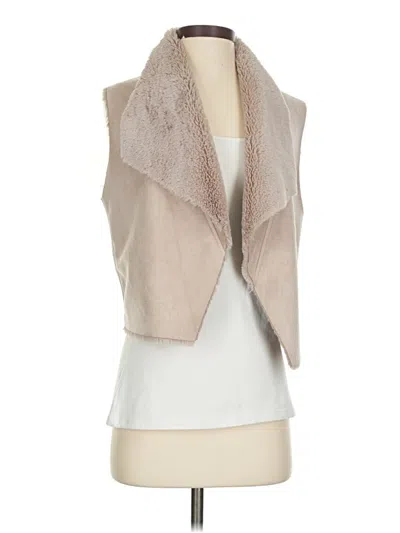 Pre-owned Jack By Bb Dakota Faux Fur Vest In White