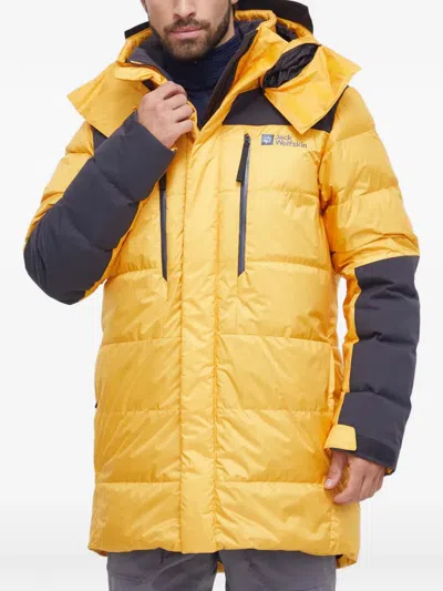 Jack Wolfskin 1995 Series Hooded Quilted Jacket In Yellow