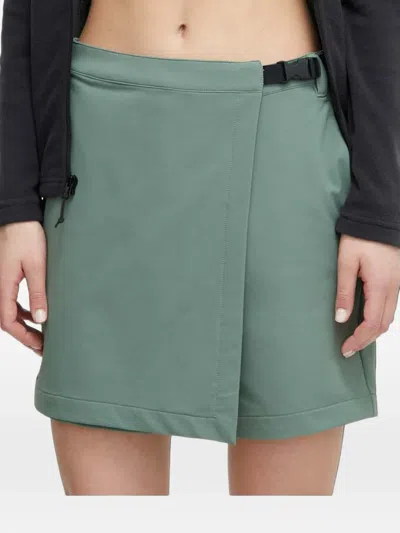 Jack Wolfskin Asymmetric Shorts In Green