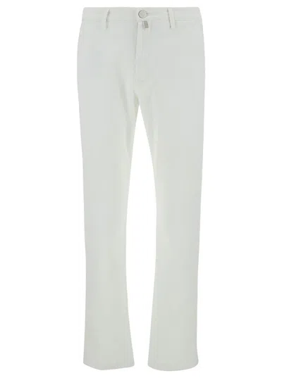 JACOB COHEN 'BOBBY' SLIM WHITE PANTS WITH LOGO PATCH IN COTTON MAN