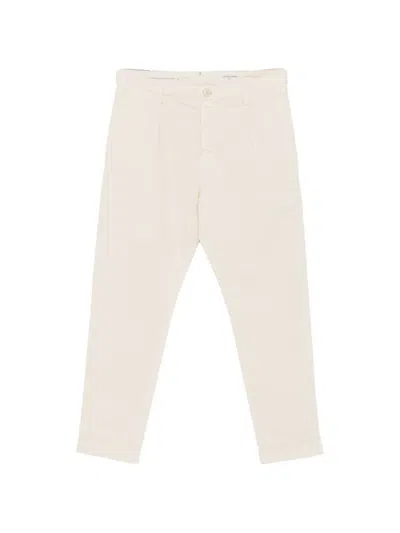 Jacob Cohen Henry Pleated Straight-leg Trousers In Gold