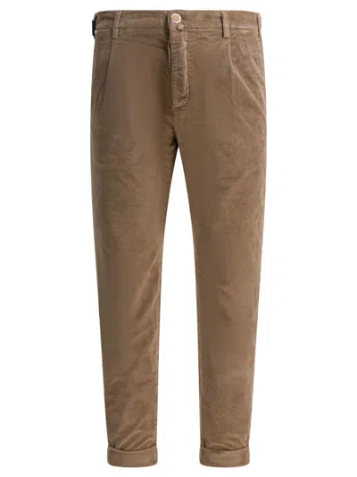 Jacob Cohen Trousers In Brown