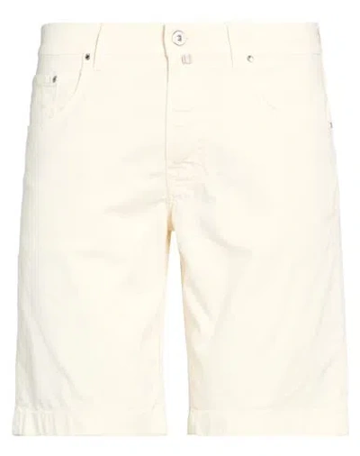 JACOB COHЁN JACOB COHЁN MAN SHORTS & BERMUDA SHORTS IVORY SIZE 32 COTTON, LYOCELL, ELASTANE