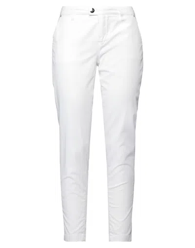 Jacob Cohёn Pants In White