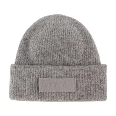 Jacquemus Acu00666ak00227-970 Ribbed Wool Beanie In Gray
