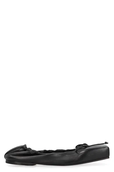 JACQUEMUS JACQUEMUS BALLET LEATHER BALLET FLATS