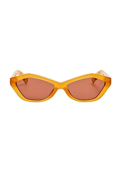 Jacquemus Bambino Sunglasses In Neutral