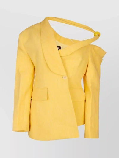Jacquemus Baska Linen Blend Asymmetric Blazer In Yellow