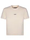 Jacquemus Fitted Round Neck T-shirt With Logo Label In Beige In Beige