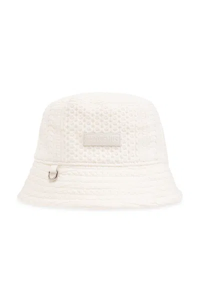 Jacquemus Belo Bucket Hat With Logo In White
