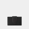Jacquemus Debossed-logo Polished-finish Cardholder In Black