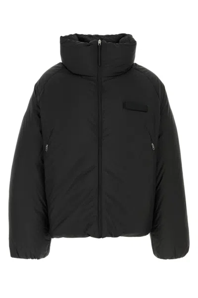JACQUEMUS BLACK STAND-COLLAR PUFFER JACKET