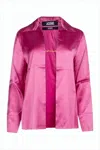 Jacquemus Boxy Pink Satin Blouse With Classic Collar In Pink