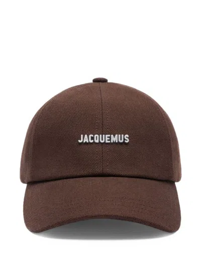 JACQUEMUS BROWN LOGO BASEBALL HAT