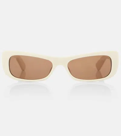 Jacquemus Les Lunettes Capri Rectangular Cat-eye Sunglasses. In Beige