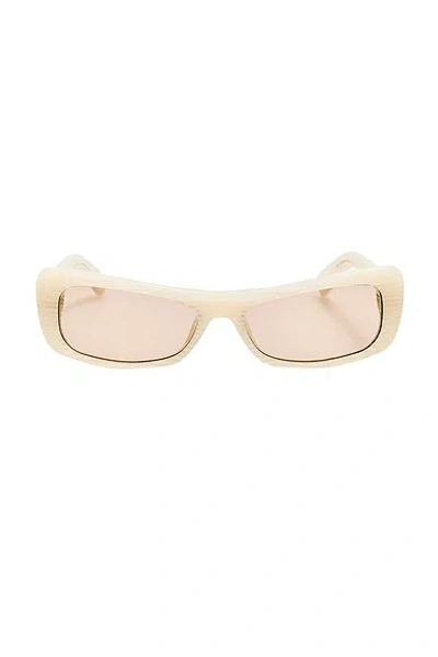 Jacquemus Capri Sunglasses In Pattern