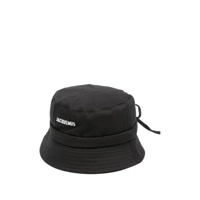 Jacquemus Caps In Black