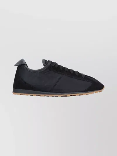 Jacquemus Contemporary Low-top Sneakers Panel Design In Black