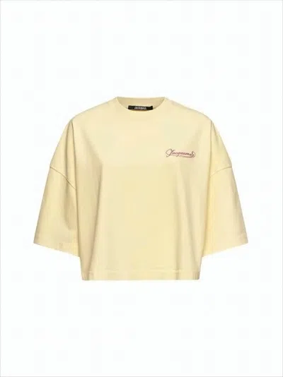 Jacquemus Cropped Relaxed-fit T-shirt With Embroidered Logo In Yellow