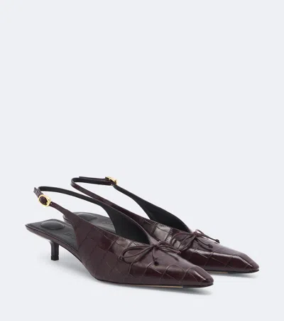 Jacquemus Cubisto Croc-effect Leather Slingback Pumps In Burgundy
