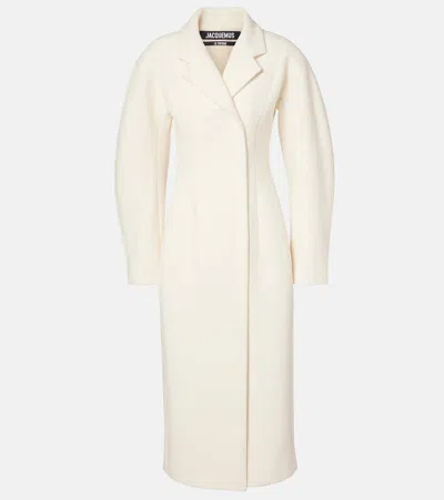 Jacquemus Curvo Virgin Wool Coat In White
