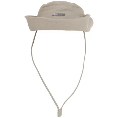 Jacquemus Fisherman Hat With Adjustable Strap In White