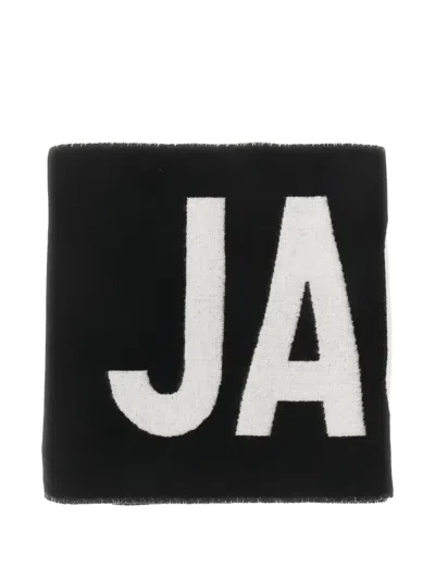Jacquemus Fringed Logo Scarf In Black