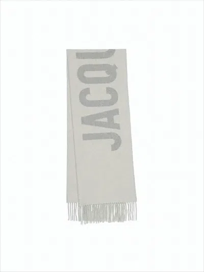 Jacquemus Fringed Wool Scarf With Bold Lettering In Gray